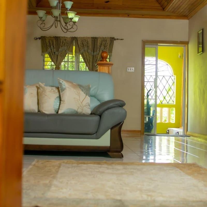Windbreak Villa Buff Bay Экстерьер фото
